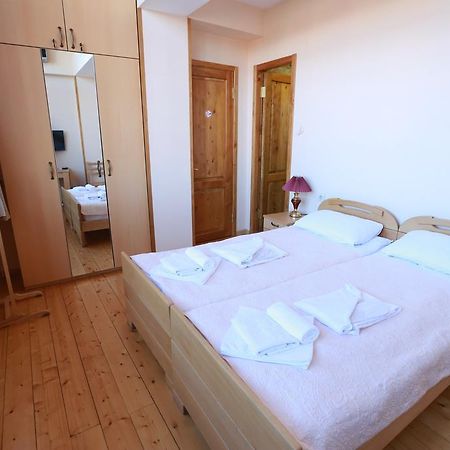 Guest House Goari Tiflis Exterior foto